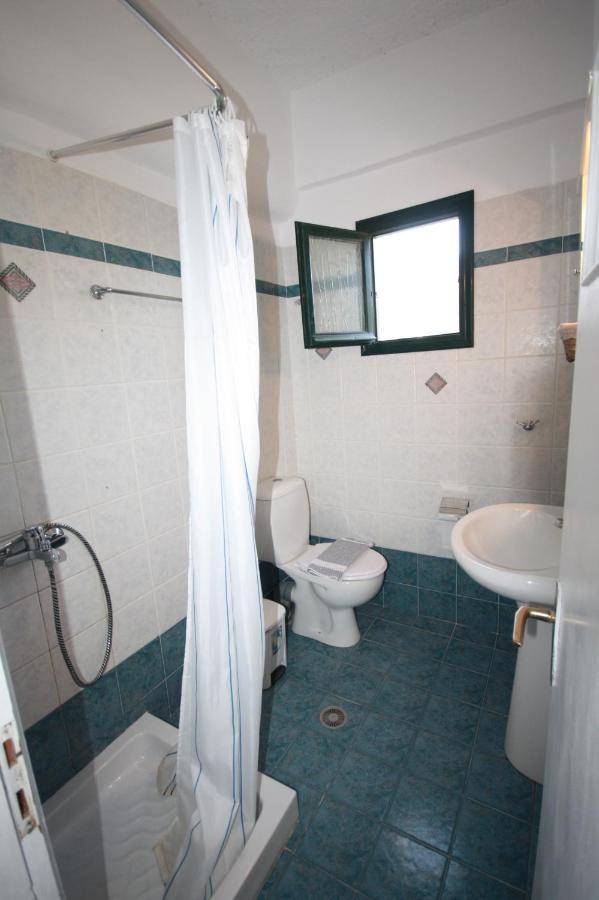 Cyclades Beach Apartments Chrisopigi  Esterno foto