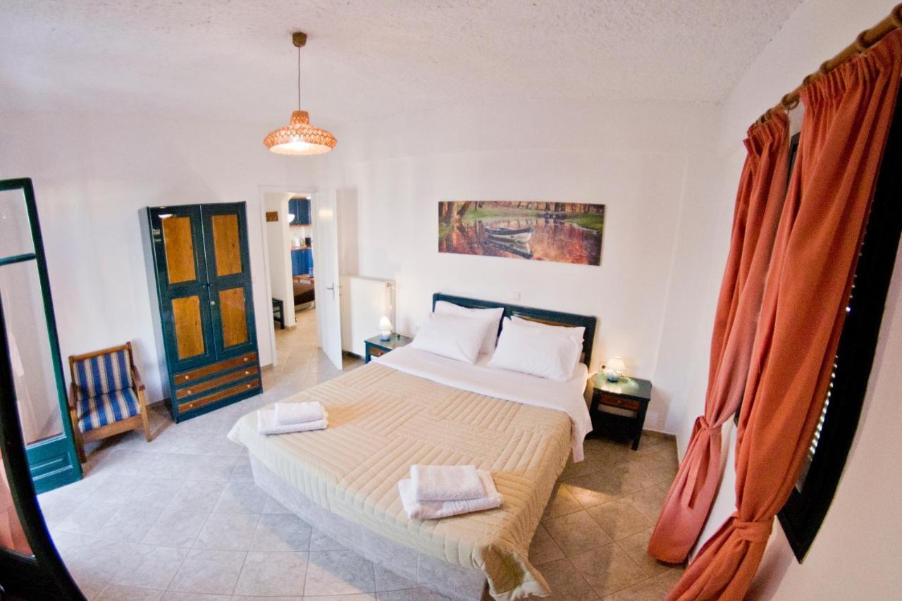 Cyclades Beach Apartments Chrisopigi  Esterno foto